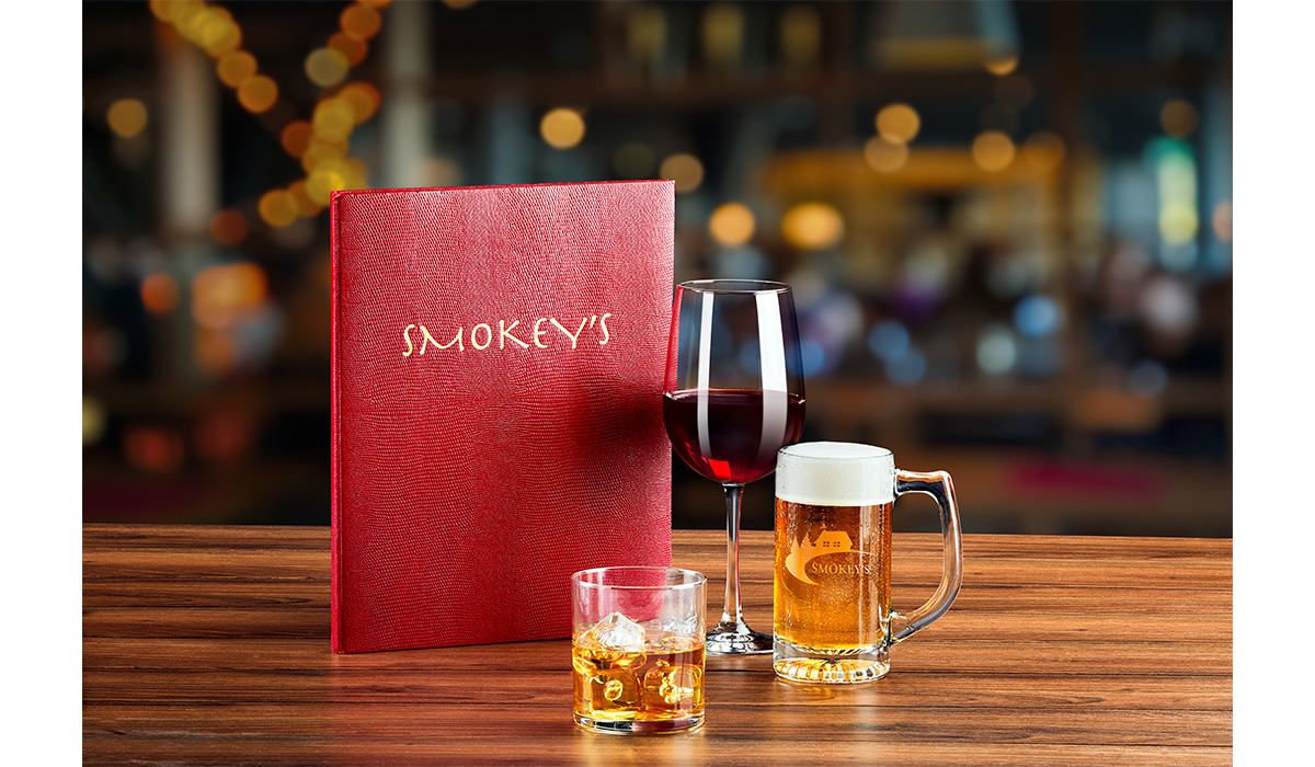 Browse our menu of fine wines, signature cocktails and draft beers.