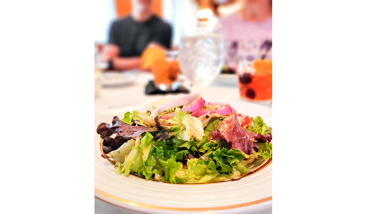 Start off your meal with a classic salad or classic soup.